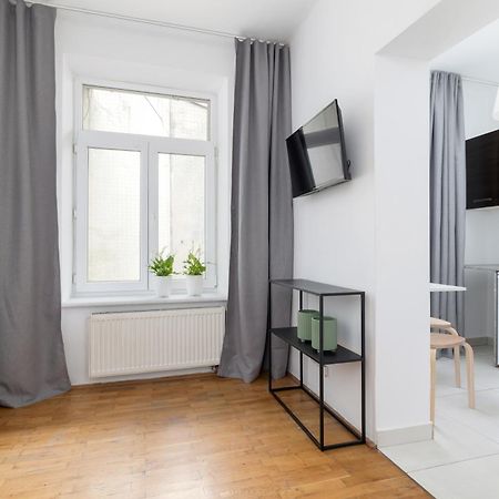 Studio Apartment With Ac - Dluga 65 Krasków Eksteriør bilde