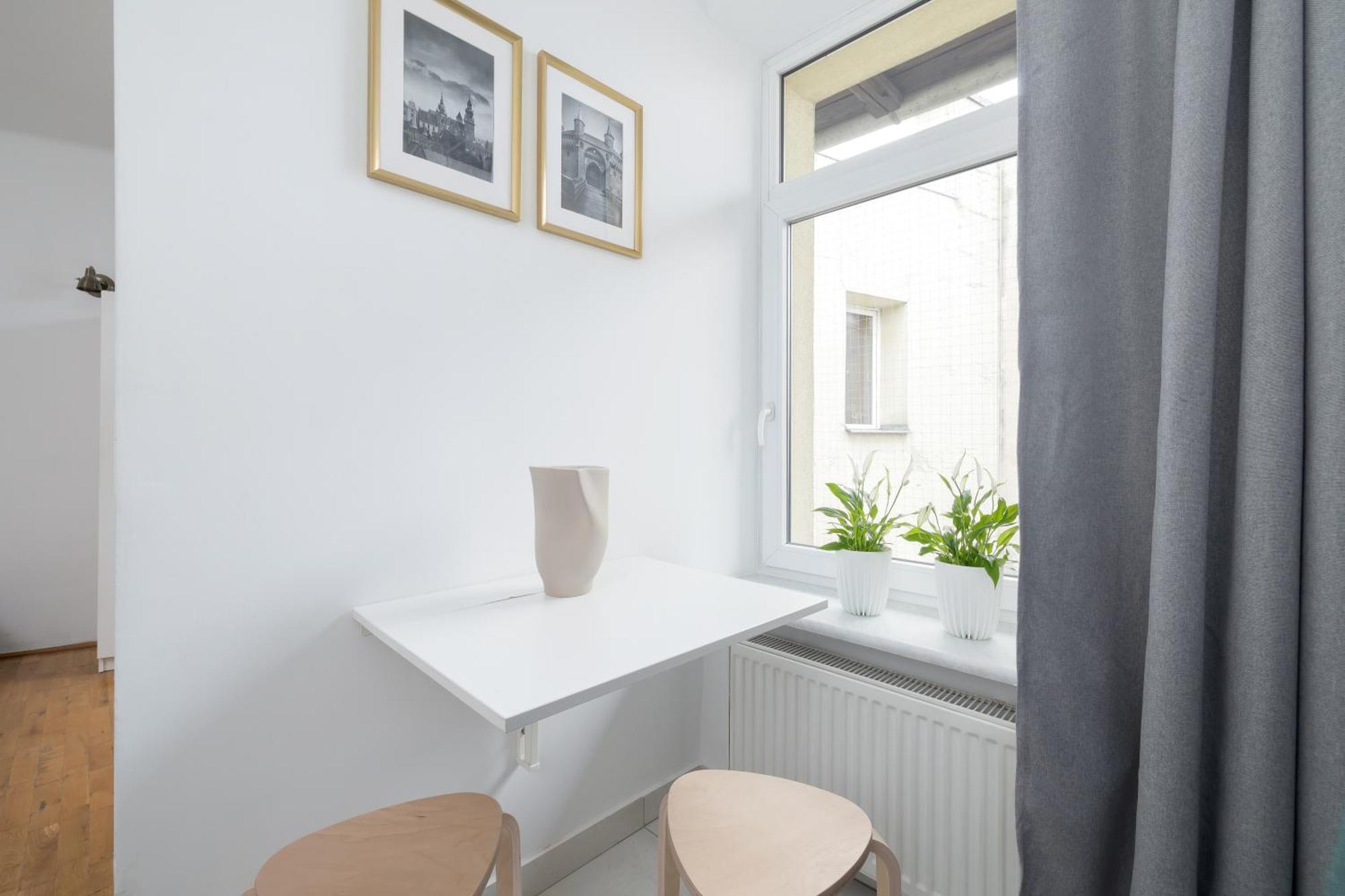 Studio Apartment With Ac - Dluga 65 Krasków Eksteriør bilde